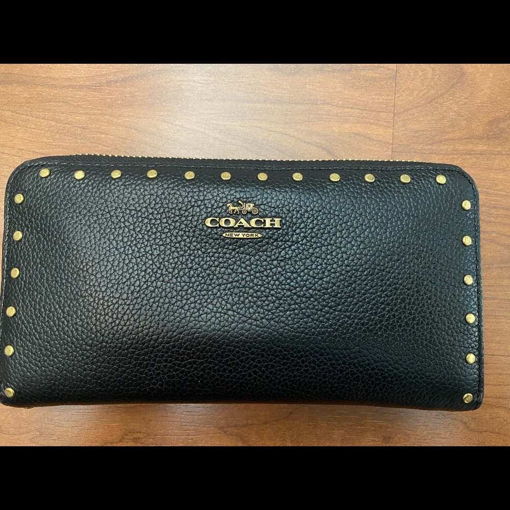 Coach wallet